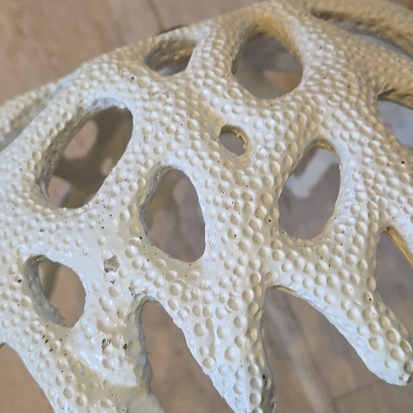 Beautiful Unique Faux Coral Bowl - Picture 4 of 9